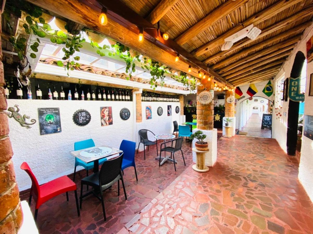 Club Aviva Guatavita - Hostel - Restaurante, Disco & Bar Exteriör bild